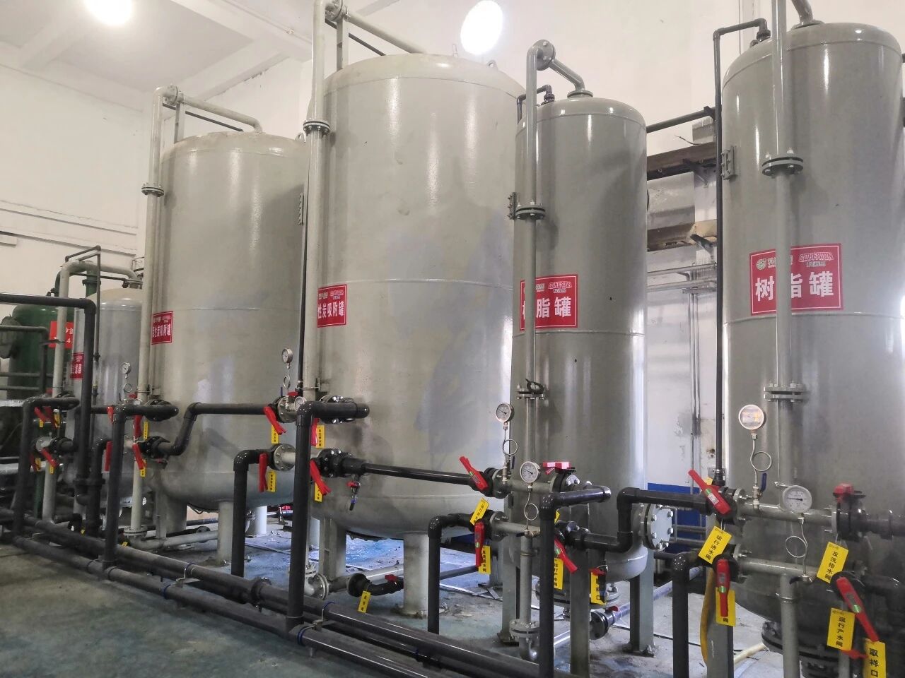 1112-1-1.jpg 1112-1-1.jpg