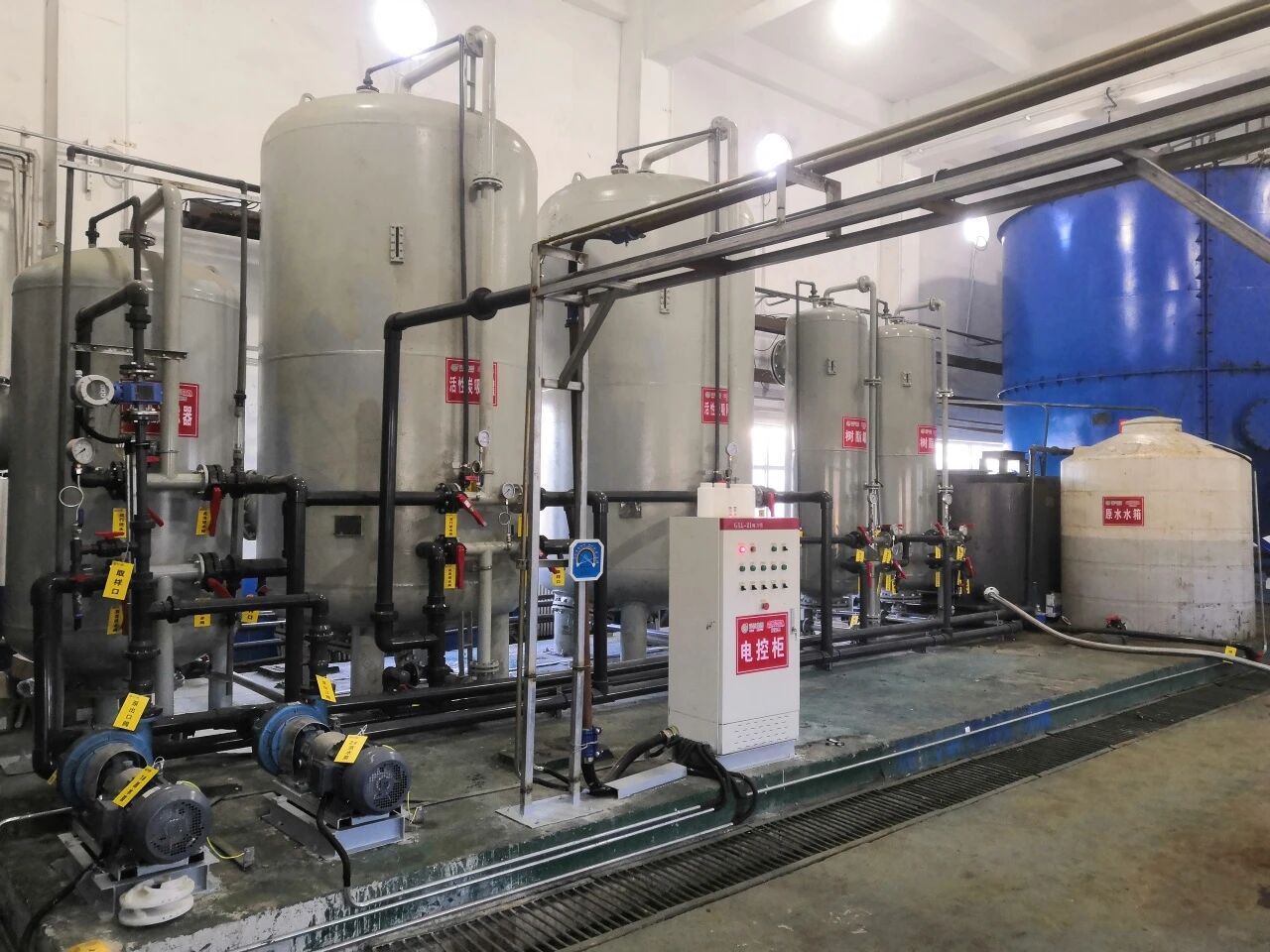 1112-1-2.jpg 1112-1-2.jpg